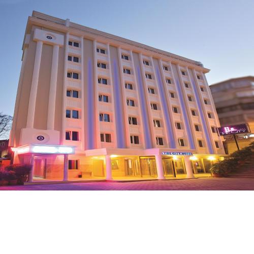The City Hotel