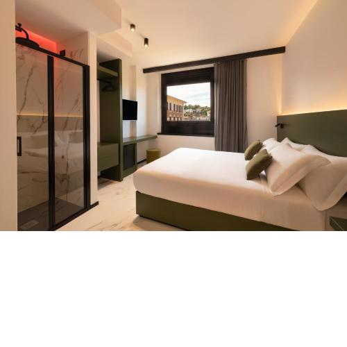 The City Hotel