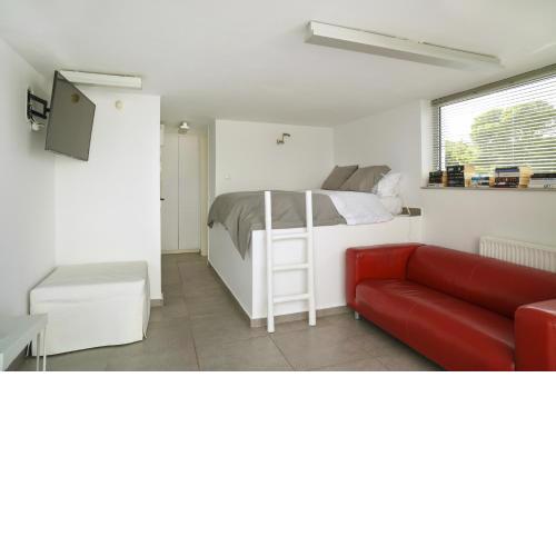 the coolest loft and terrace-varkiza sea view