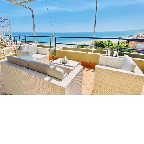 The Dream - Seafront Loft