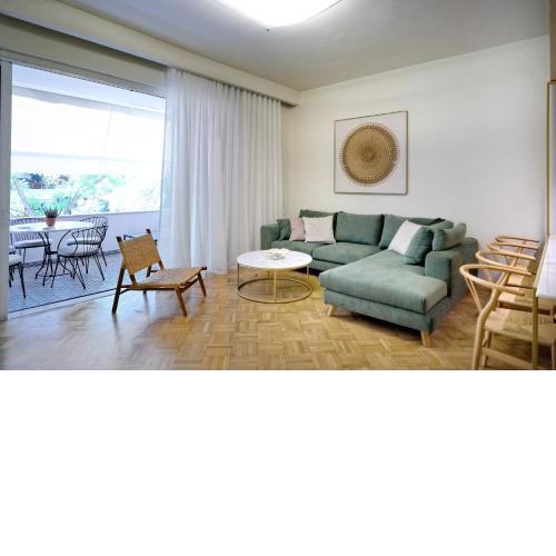 The Fancy Philosopher Apartment