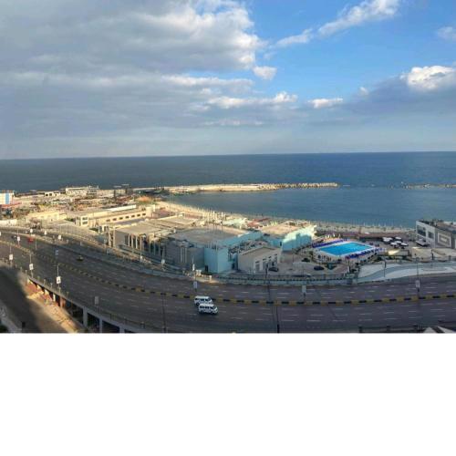 the fardous apartment sea view