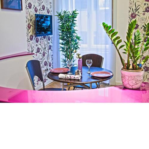 The Fashion Street Apartment