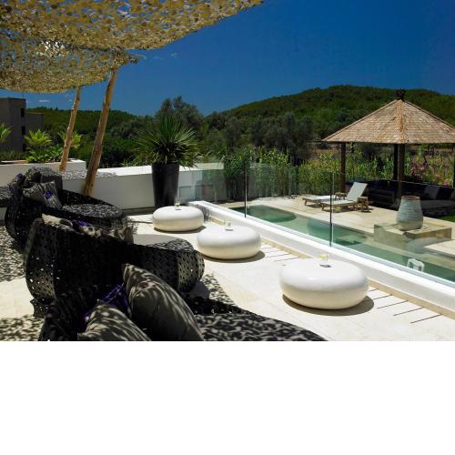 The Giri Residence