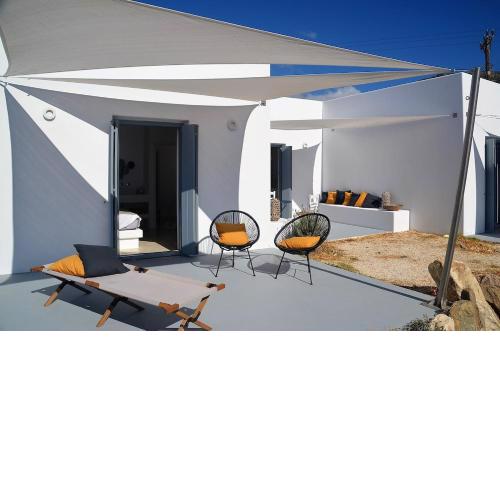 The Hedonist Square cycladic house with sea view