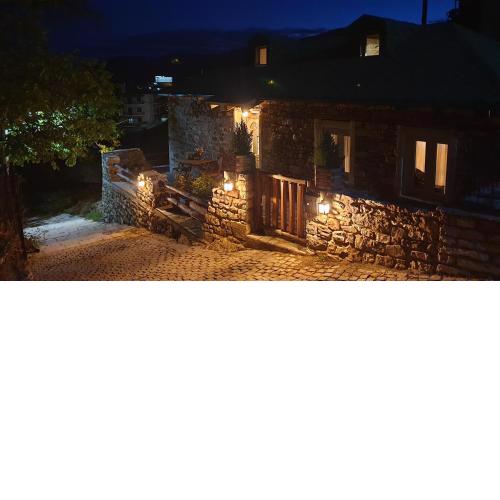 The House in the Cobbled Road