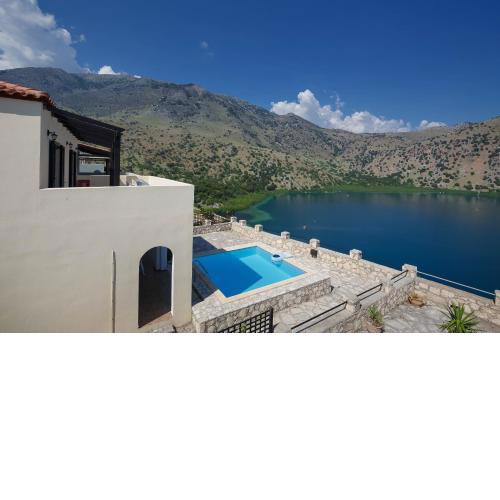 The Lakescape Villa in Kournas