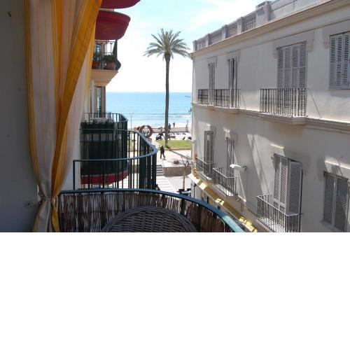 The Loft by Hello Homes Sitges