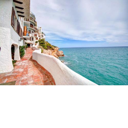 The Magic Sea View by Hello Homes Sitges