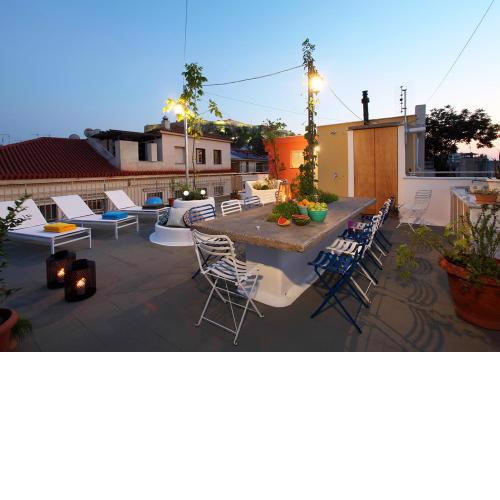 The Marble Suites, PLAKA