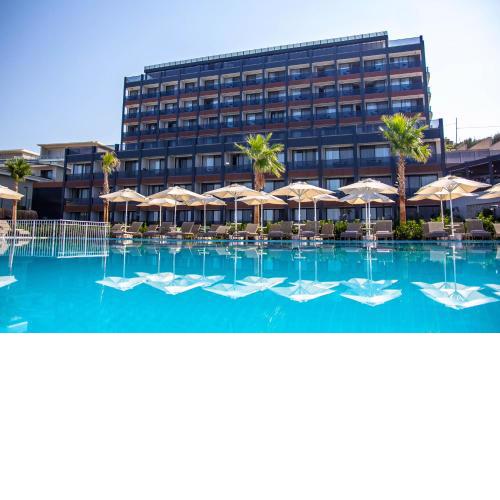 The Nowness Luxury Hotel & Spa