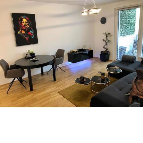 THE PERFECT APARTMENT
