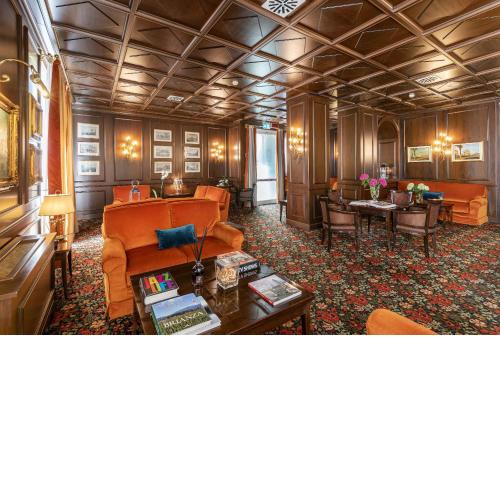 The Regency Sure Hotel Collection by Best Western