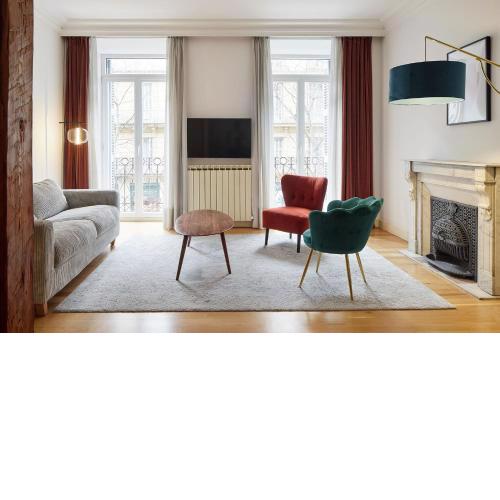 The Rentals Collection - Arima