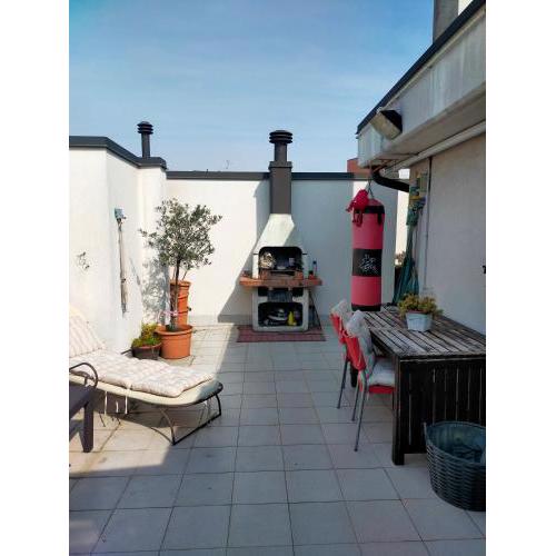 THE ROOFTOP