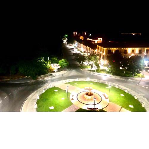 The Round