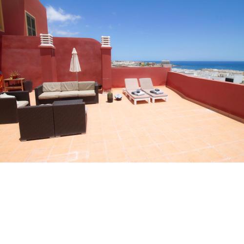 THE TERRACE HOLIDAY HOME - by MEDANO4YOU