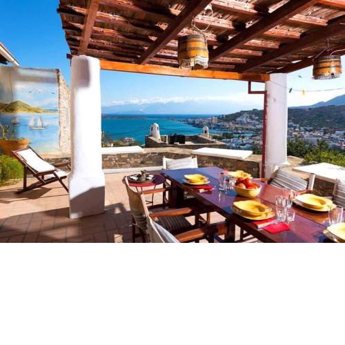 The Traditional Homes of Crete