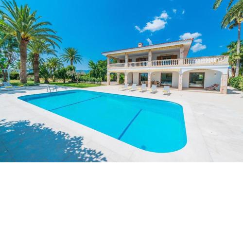 The Ultimate 5 Star Luxury Villa with Private Pool, Mallorca Villa 1005