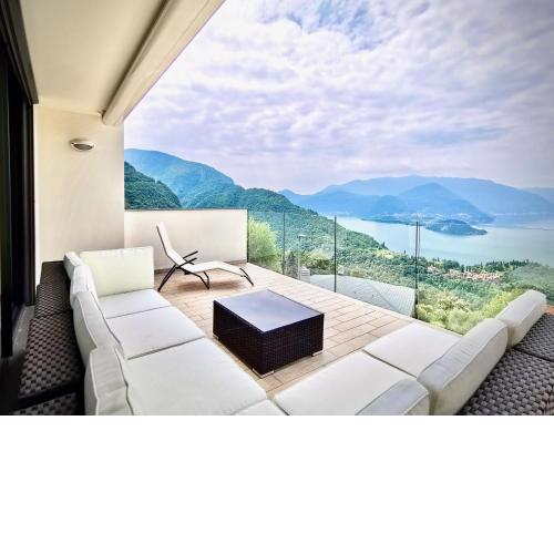 THE VIEW!!! by Design Studio