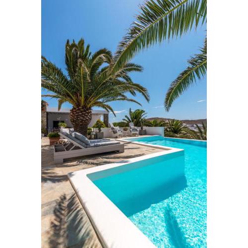 The White House by Fantasia Villas