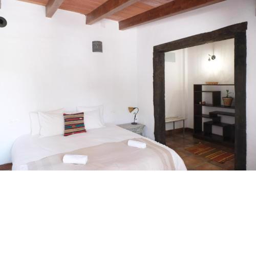 The Wild Olive Andalucía Agave Guestroom