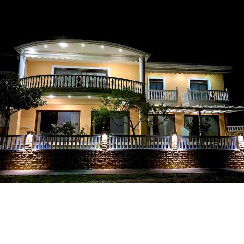 Thea Apartments
