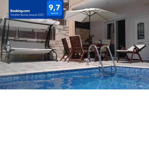 “Theeporto” Maisonette with pool