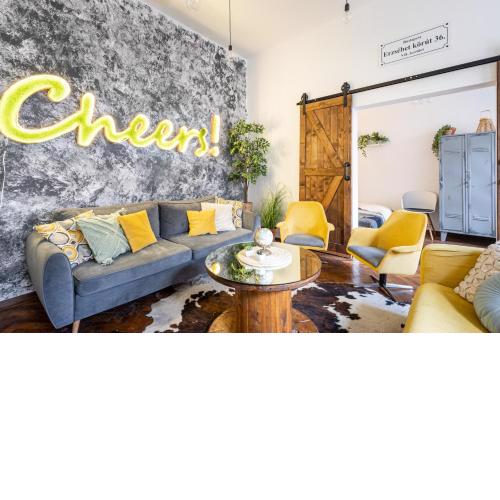 TheGreyBrick - cosy home on Bright Boulevard