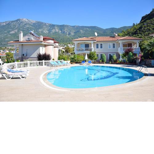 Thera Apartment 22