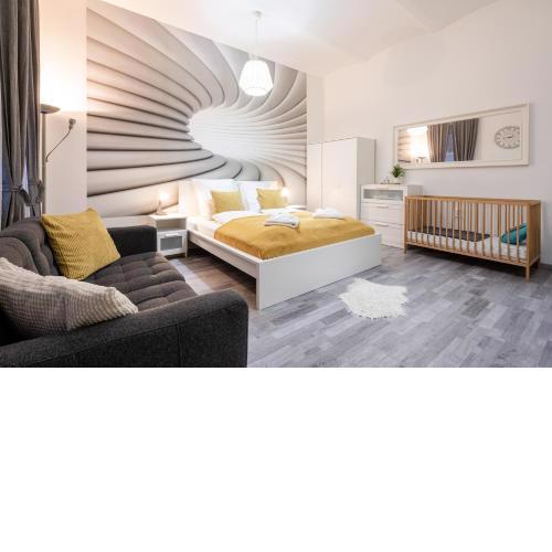 Theresa Loop Apartment