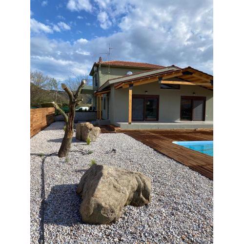 Thespis Villa 2