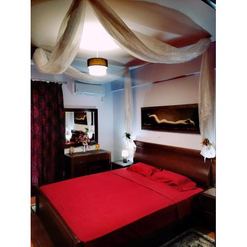 Thira Apartment near Athens Airport