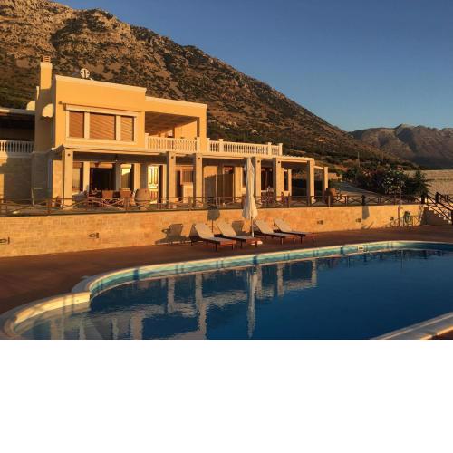 Tholos Boutique Houses