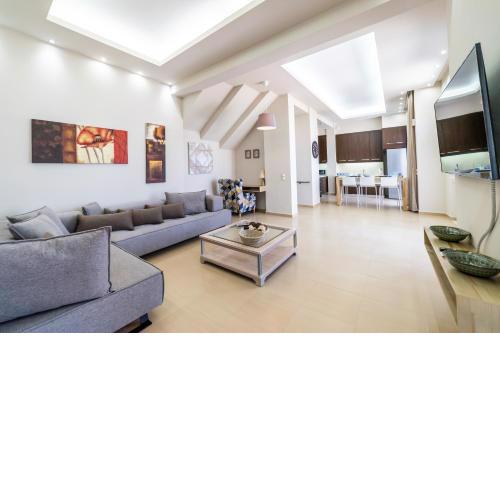 Thomas House Hersonissos - Private Pool - Sleeps 6