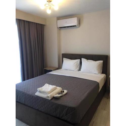 THOMAS STUDIOS & APARTMENTS PARALIA