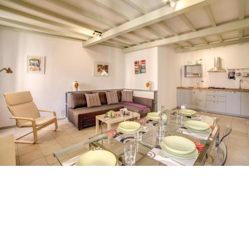 Three Bedroom Apartment Campo dei Fiori