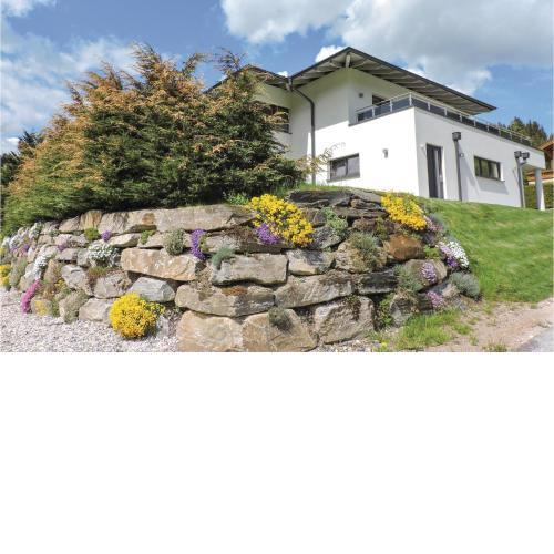 Three-Bedroom Apartment in Wagrain