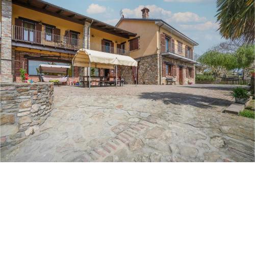 Three-Bedroom Holiday Home in Marsaglia CN