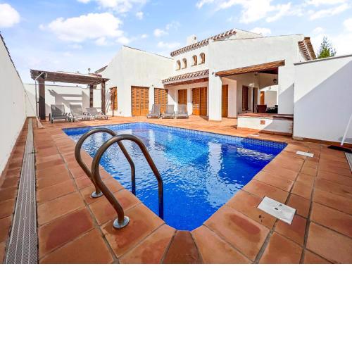 Three Bedroom Luxury Villa El Valle Golf Resort