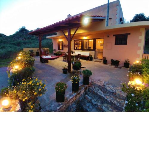 Thymes traditional house
