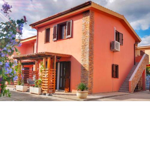 TiLi Apartments via Oristano San Teodoro