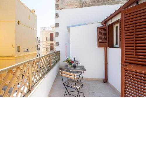 Tiny House 19 Terrace Aparment