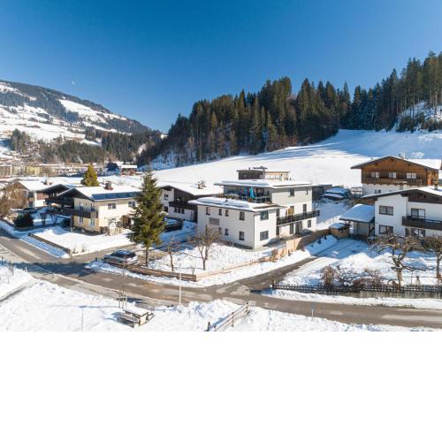 Tirola Bude Lisi Top 3