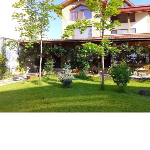 Todorovi Guest House