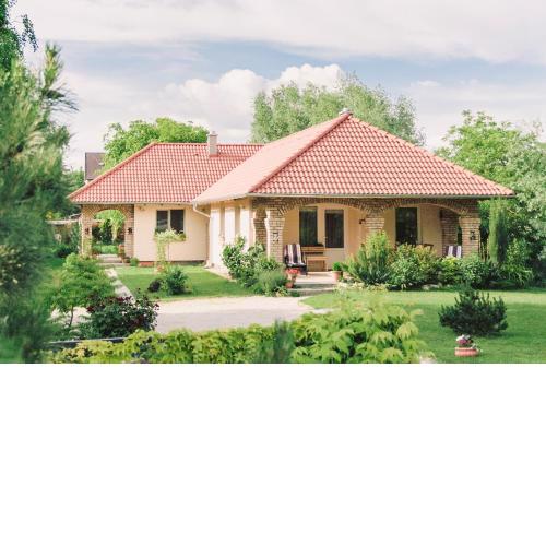 Toldi68 Apartmanház