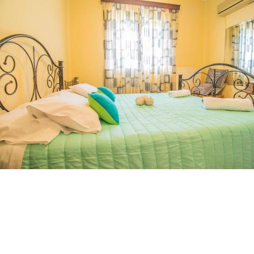 Tonia Apartments