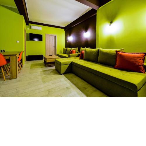 Tonias house in Athens 2