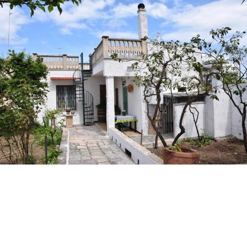 Tonia's mansion