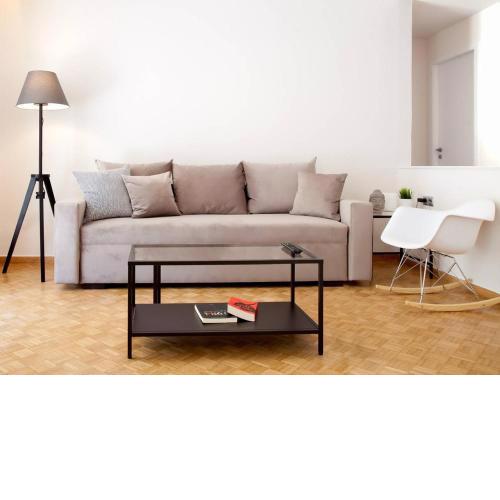TONI'S Lovely Apartment in Sunny Pangrati